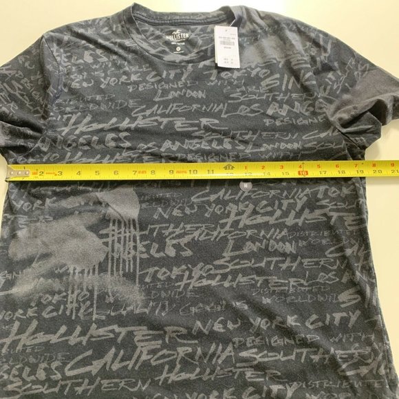 Hollister Men's Must-Have Crew Neck Tee - Medium - Picture 5 of 7